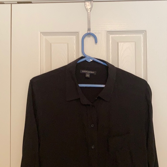 Banana Republic Blouse - Picture 2 of 4